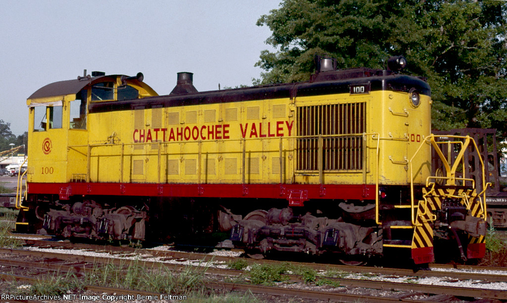 Chattahoochee Valley Railway (CHV) S2 #100 on the engine track 